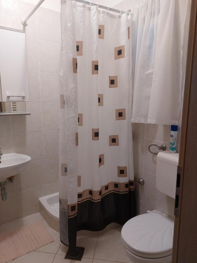 Soba Ana Hotel Cres Luaran gambar